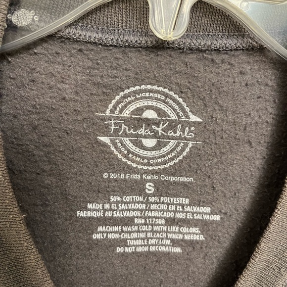 Frida Kahlo Sweatshirt - Picture 3 of 3